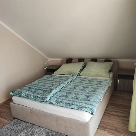 Holiday home Aminyralonk *
